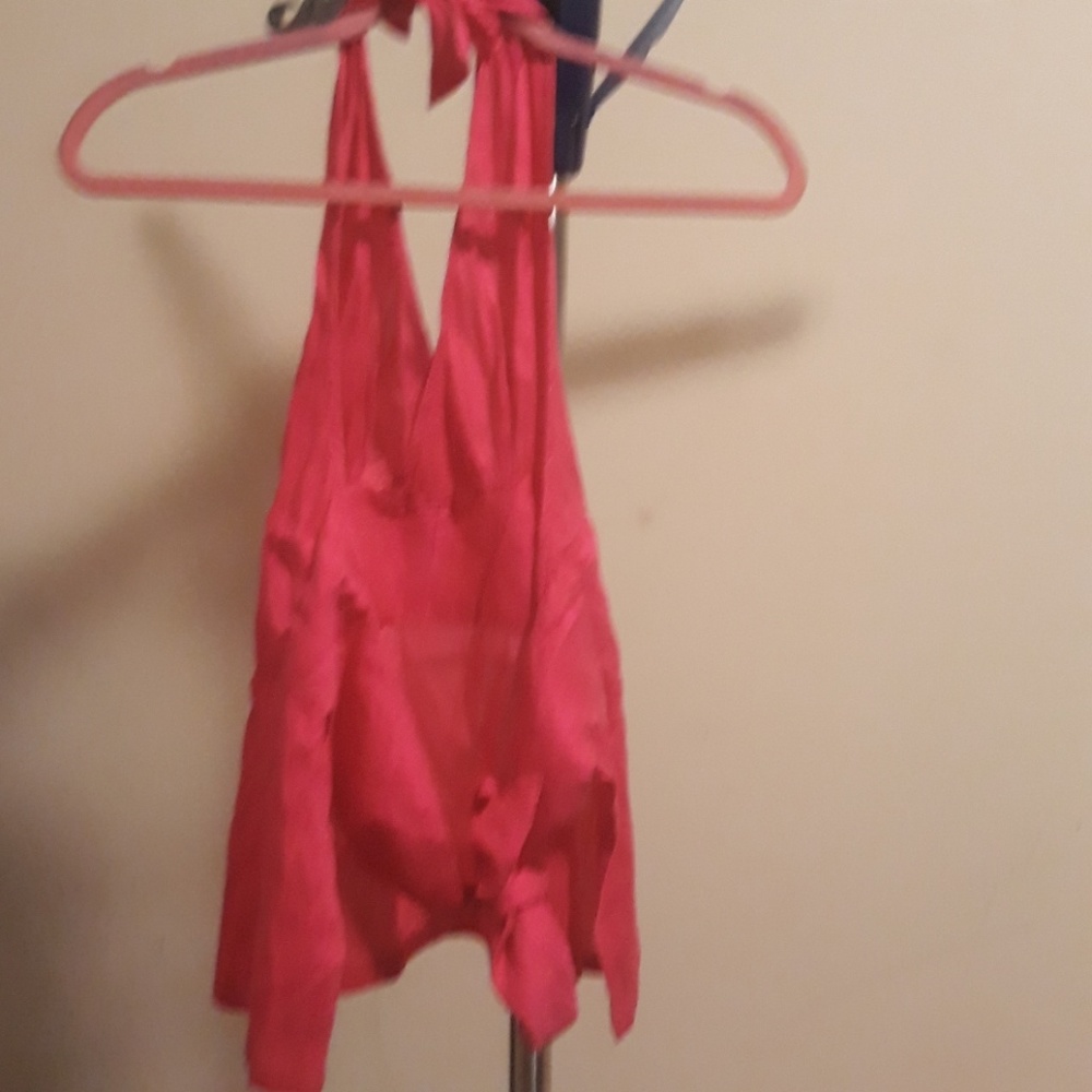 Top - Picture 2 of 2